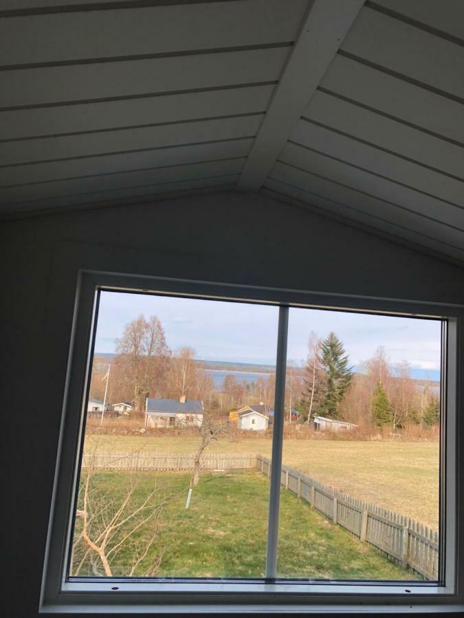 Two Small Guest Houses By Lake Rent Out As One Hjo Eksteriør billede